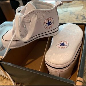 Converse White Crib Shoe (size 2)